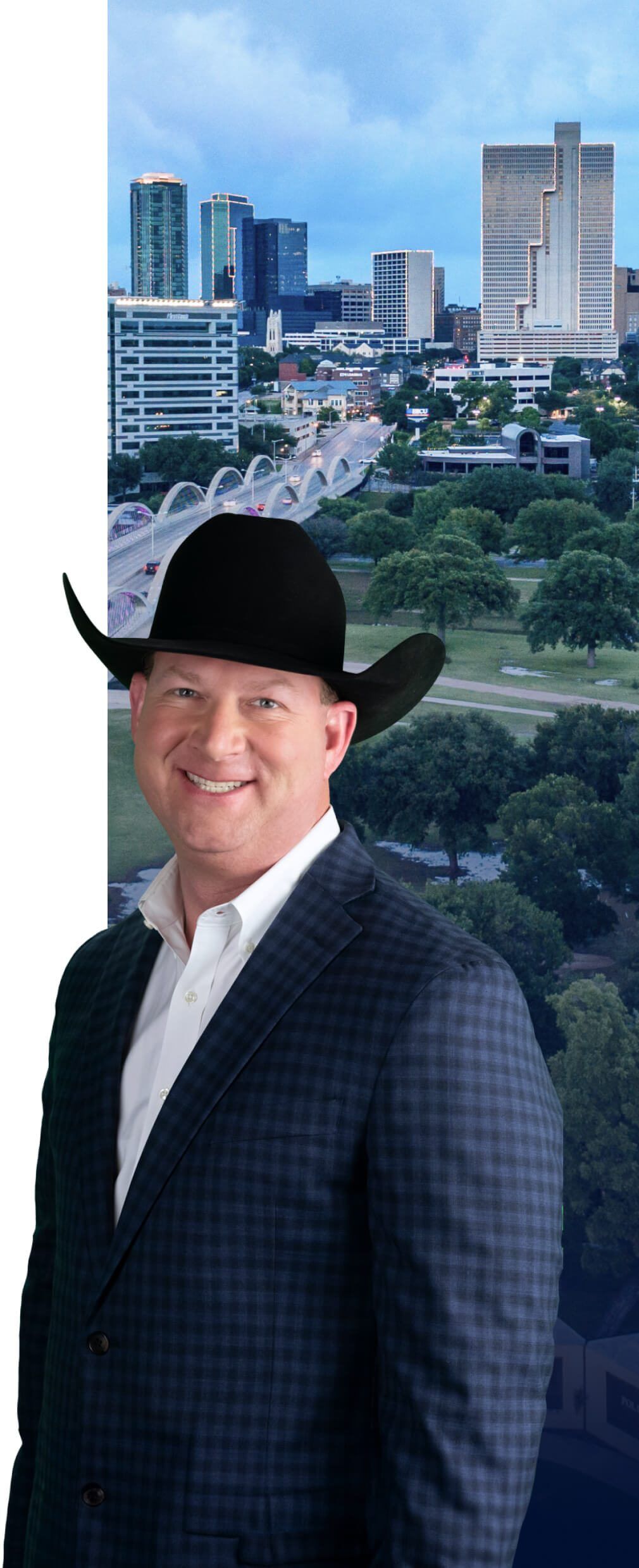 Attorney at Aulsbrook Car & Truck Wreck Injury Lawyers Fort Worth in a cowboy hat with the Fort Worth downtown skyline behind him